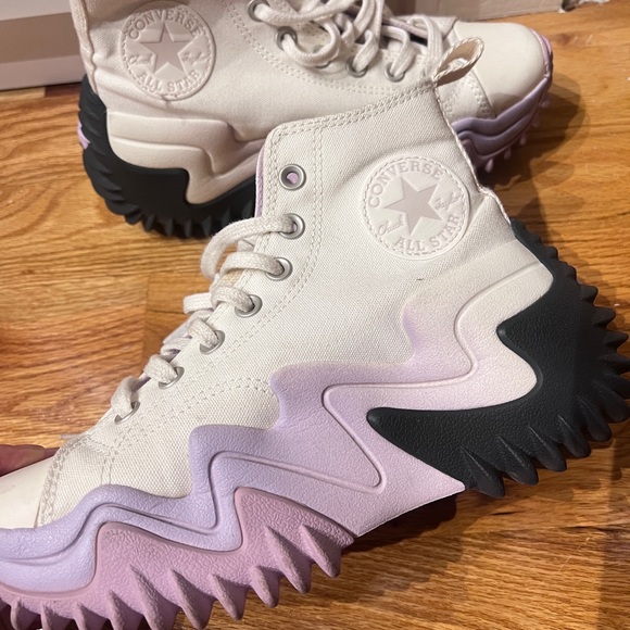 Converse Shoes - Purple platform converse